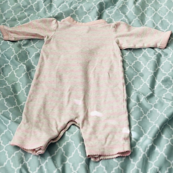 Onsie - Picture 6 of 7